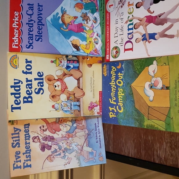 Vintage! Early Reader Books Lot of 9 Paperbacks - Picture 2 of 10
